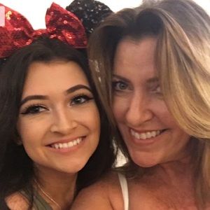 Meet your Posher, Alisia